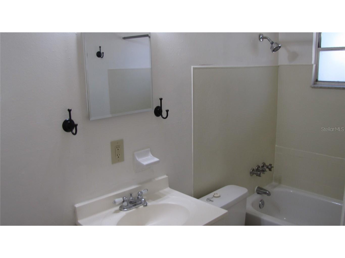 10807 N 11th Street Tampa FL 33612 TB8447462 image7