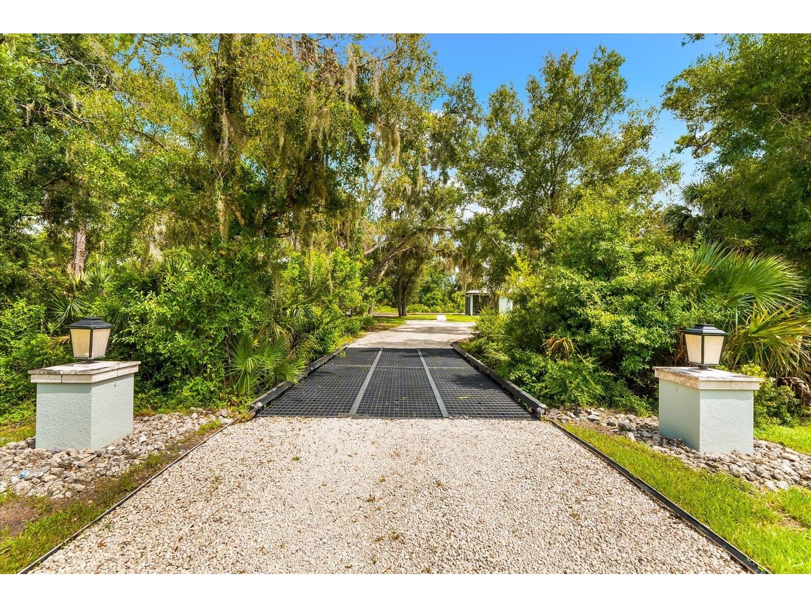 10808 Leafwing Drive Sarasota FL 34241 - LAKE WOOD TB8409835 image76