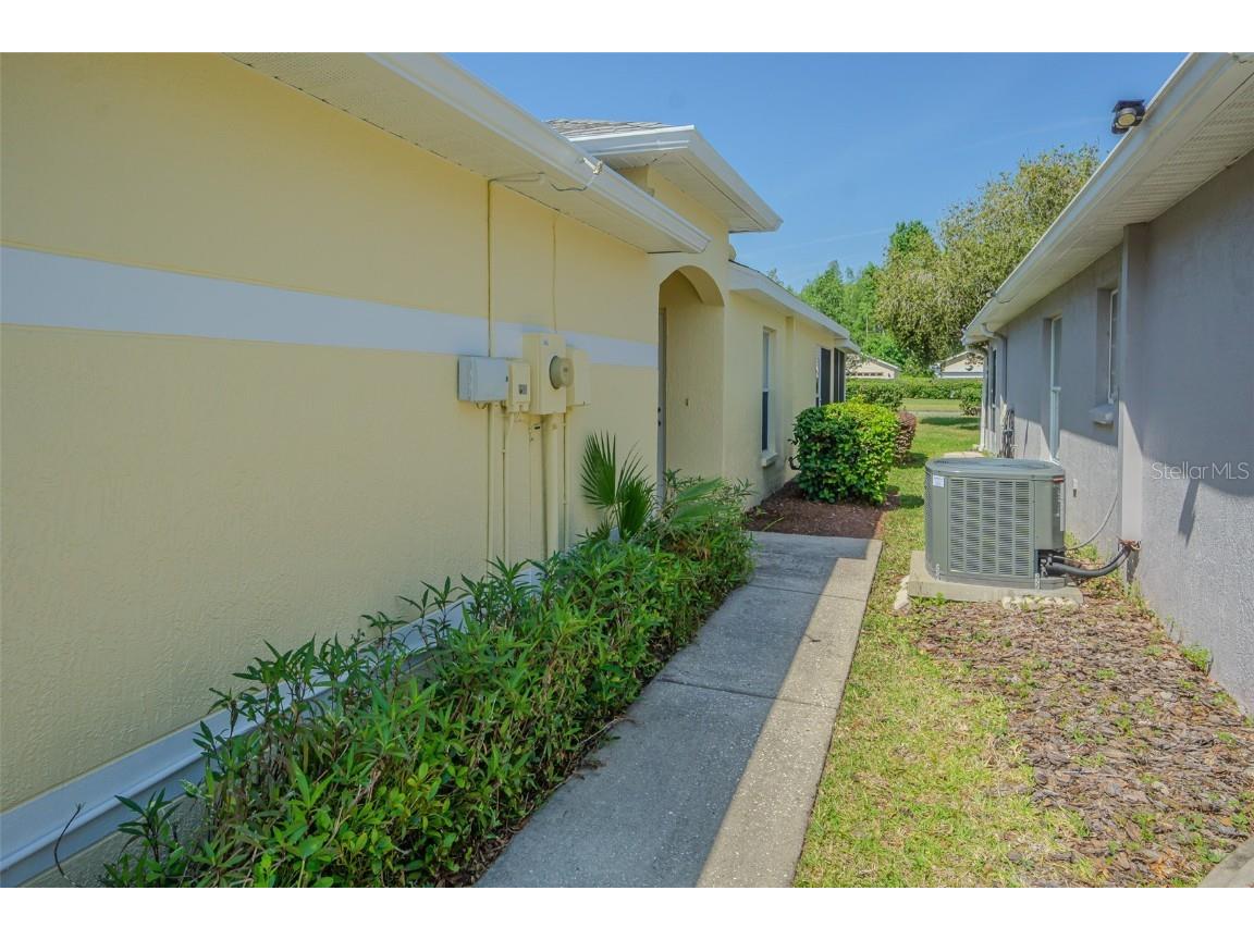 10809 Collar Drive San Antonio FL 33576 TB8375188 image4