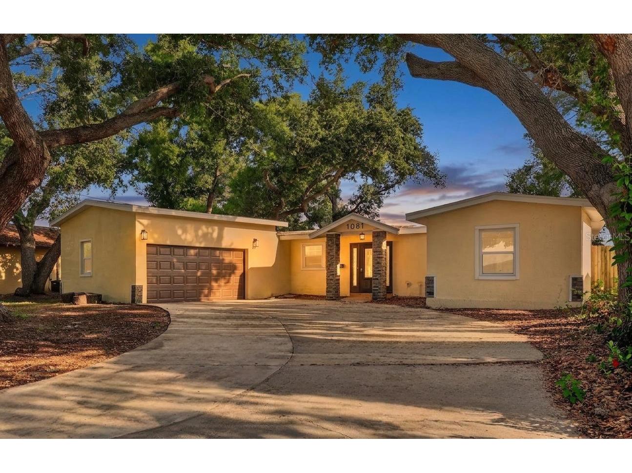 1081 55th Terrace S Saint Petersburg FL 33705 A4690888 image1