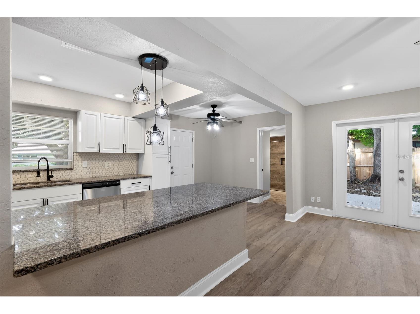 1081 55th Terrace S Saint Petersburg FL 33705 A4690888 image18
