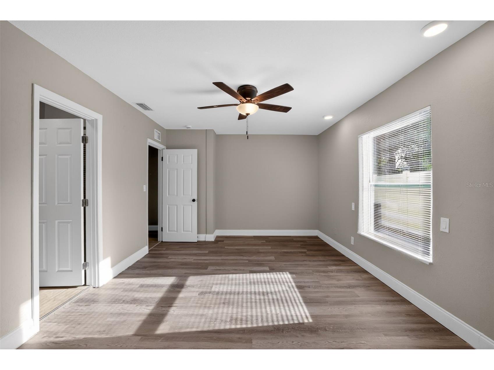 1081 55th Terrace S Saint Petersburg FL 33705 A4690888 image26
