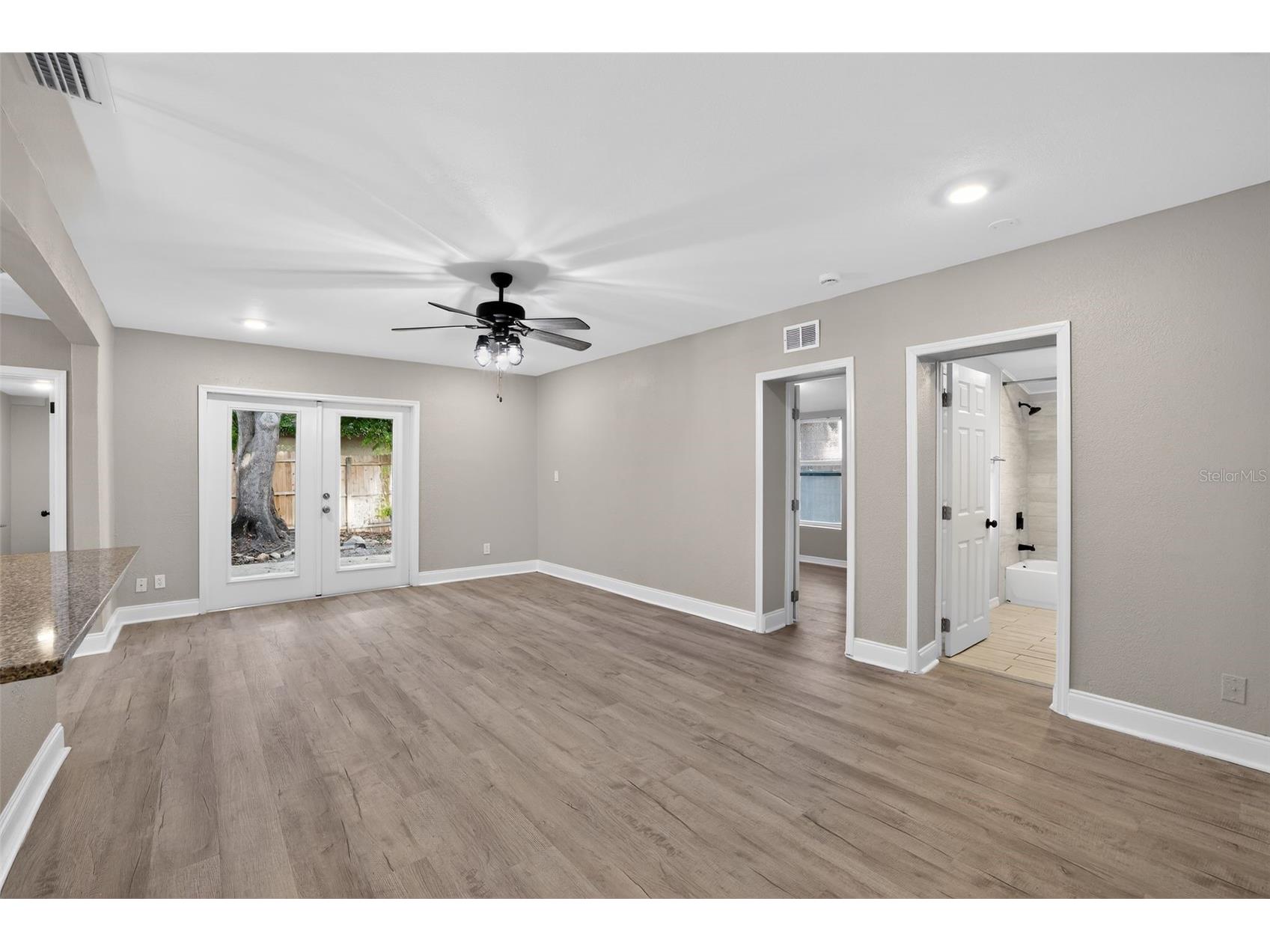 1081 55th Terrace S Saint Petersburg FL 33705 A4690888 image9