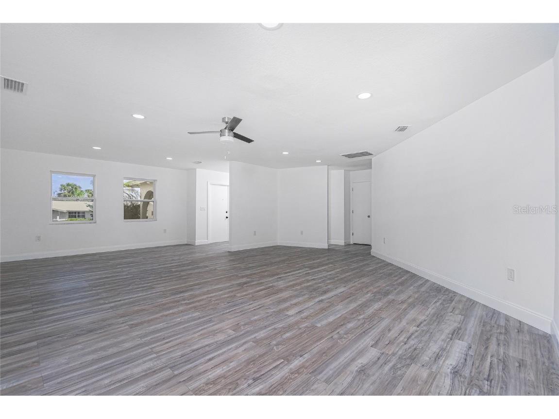 1081 Humboldt Street Englewood FL 34224 - Rocky Creek D6144945 image5