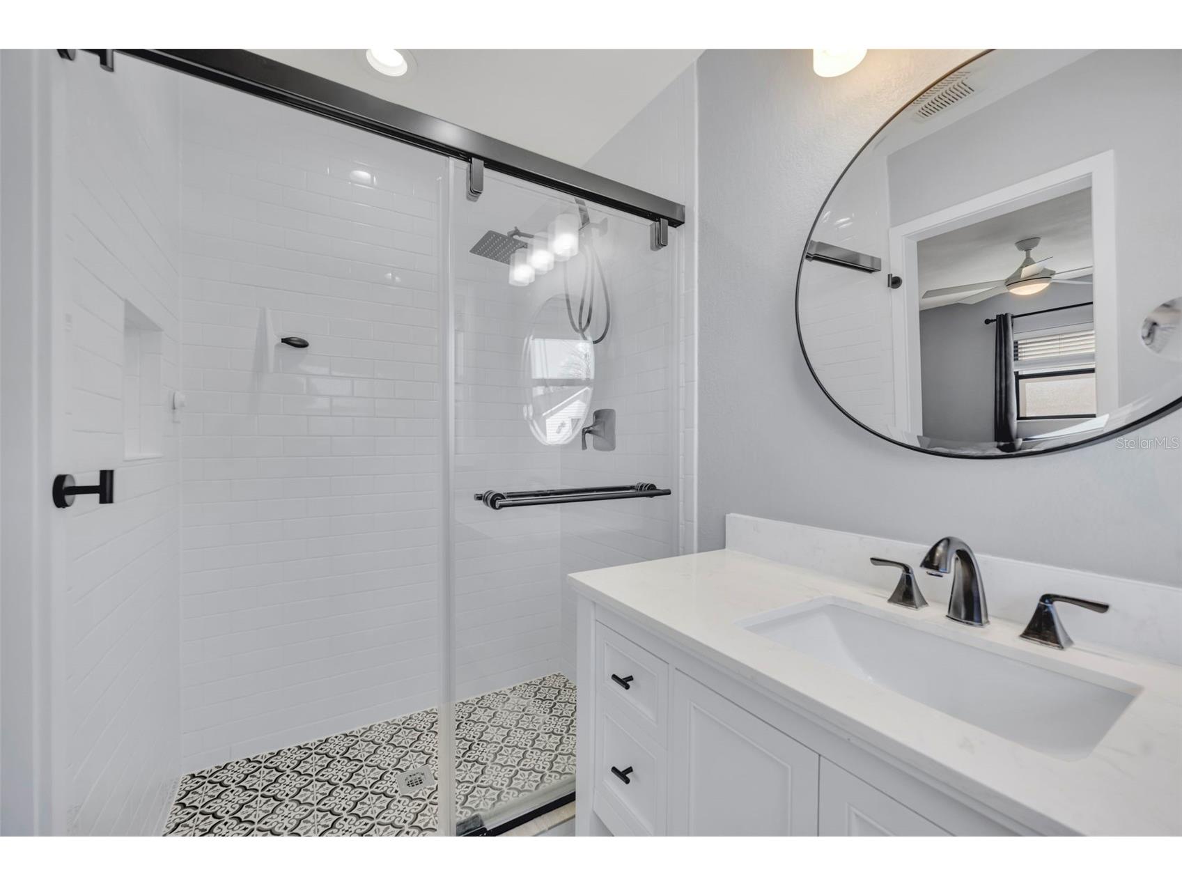 1081 Lake Weldona Drive Orlando FL 32806 O6394335 image18