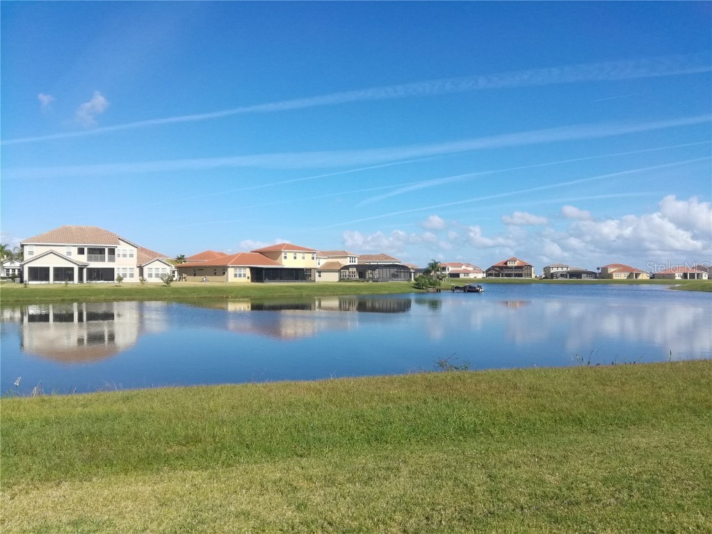 1081 Windlass Court Kissimmee FL 34746 - LAKE BELLALAGO S5081236 image1