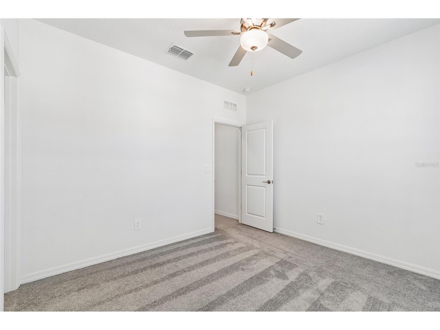 10811 Fowlers Bluff Court Tampa FL 33647 TB8475639 image24