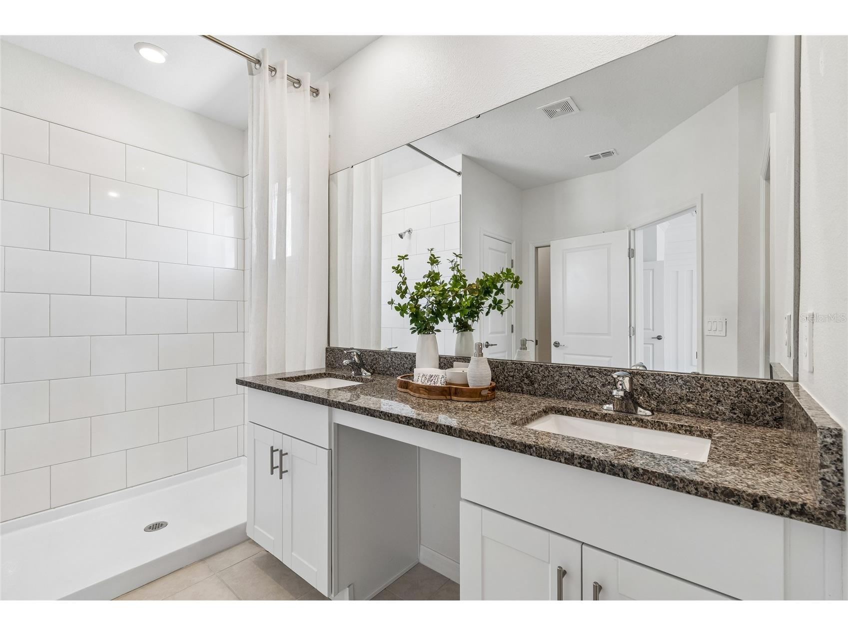 10811 Fowlers Bluff Court Tampa FL 33647 TB8475639 image41
