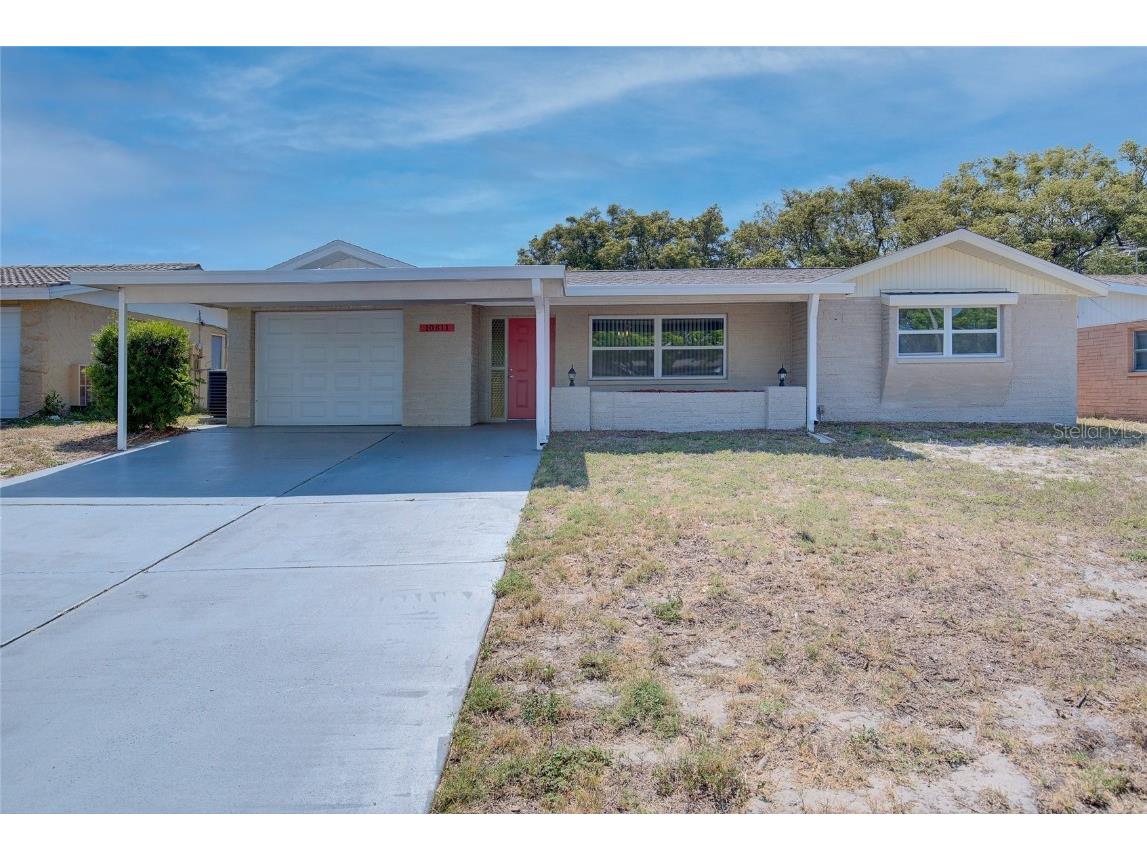 10811 Manchester Road Port Richey FL 34668 U8242189 image1