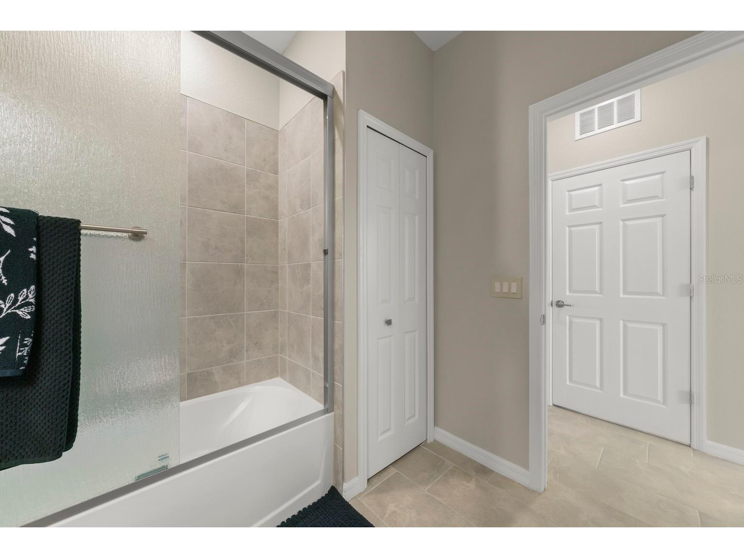 10812 Tarflower Drive #201 Venice FL 34293 C7521670 image36