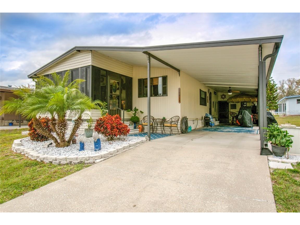 10813 Newton Court New Port Richey FL 34654 W7862682 image1