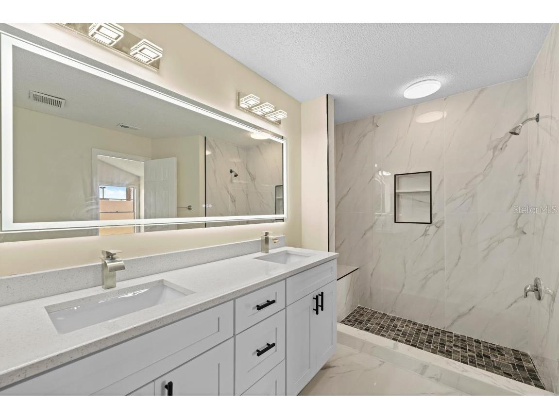 10813 Venice Circle Tampa FL 33635 TB8430947 image20