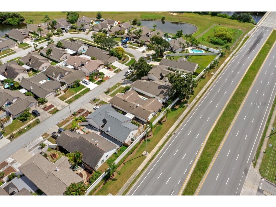 10813 Venice Circle Tampa FL 33635 TB8430947 image4