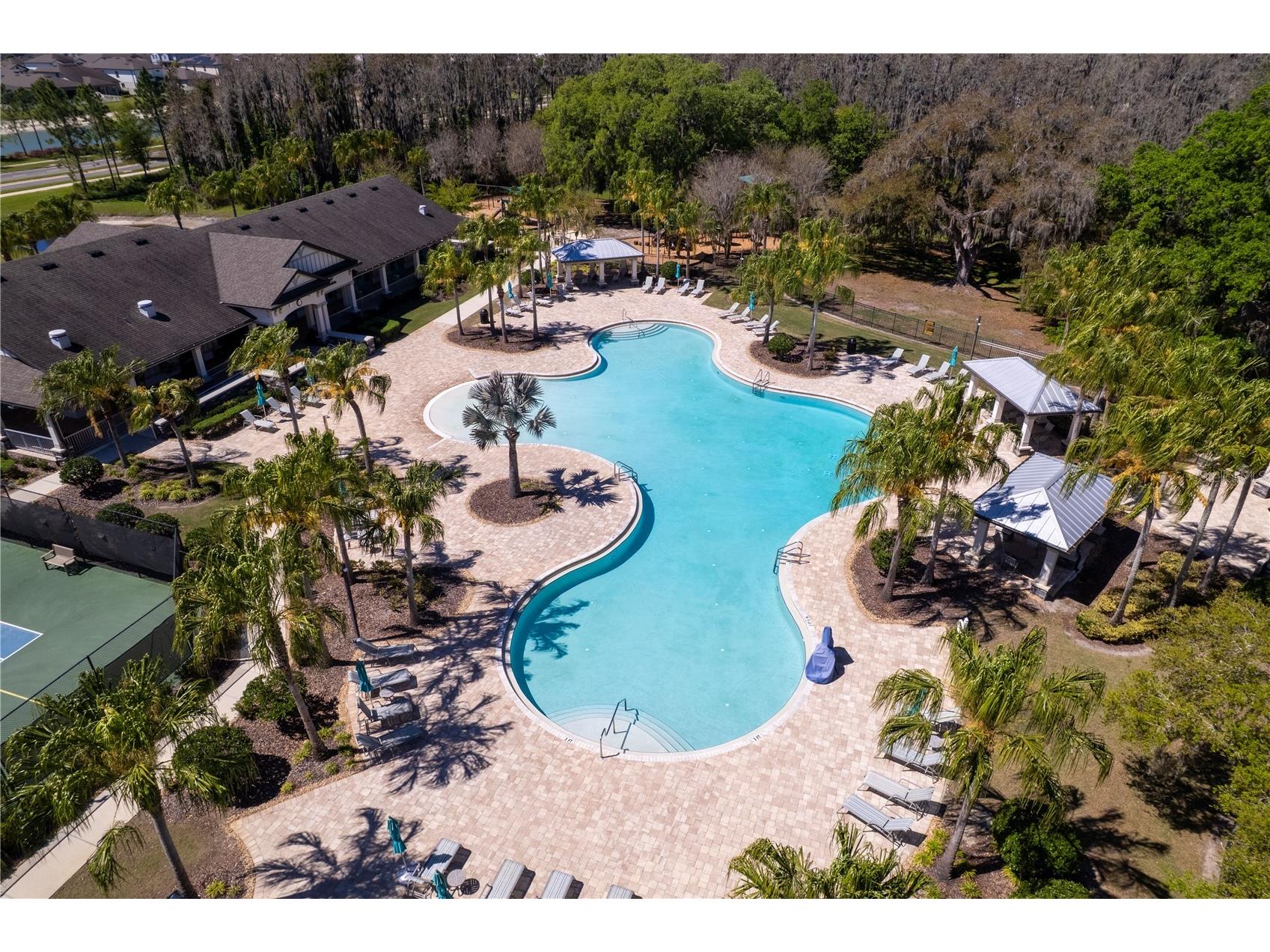 10813 Windswept Garden Way Tampa FL 33647 TB8489320 image44