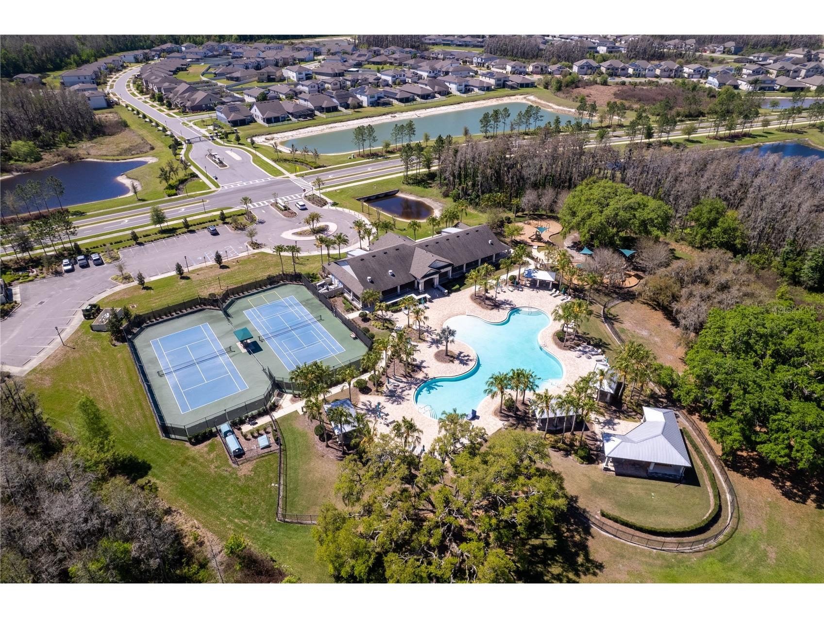 10813 Windswept Garden Way Tampa FL 33647 TB8489320 image49