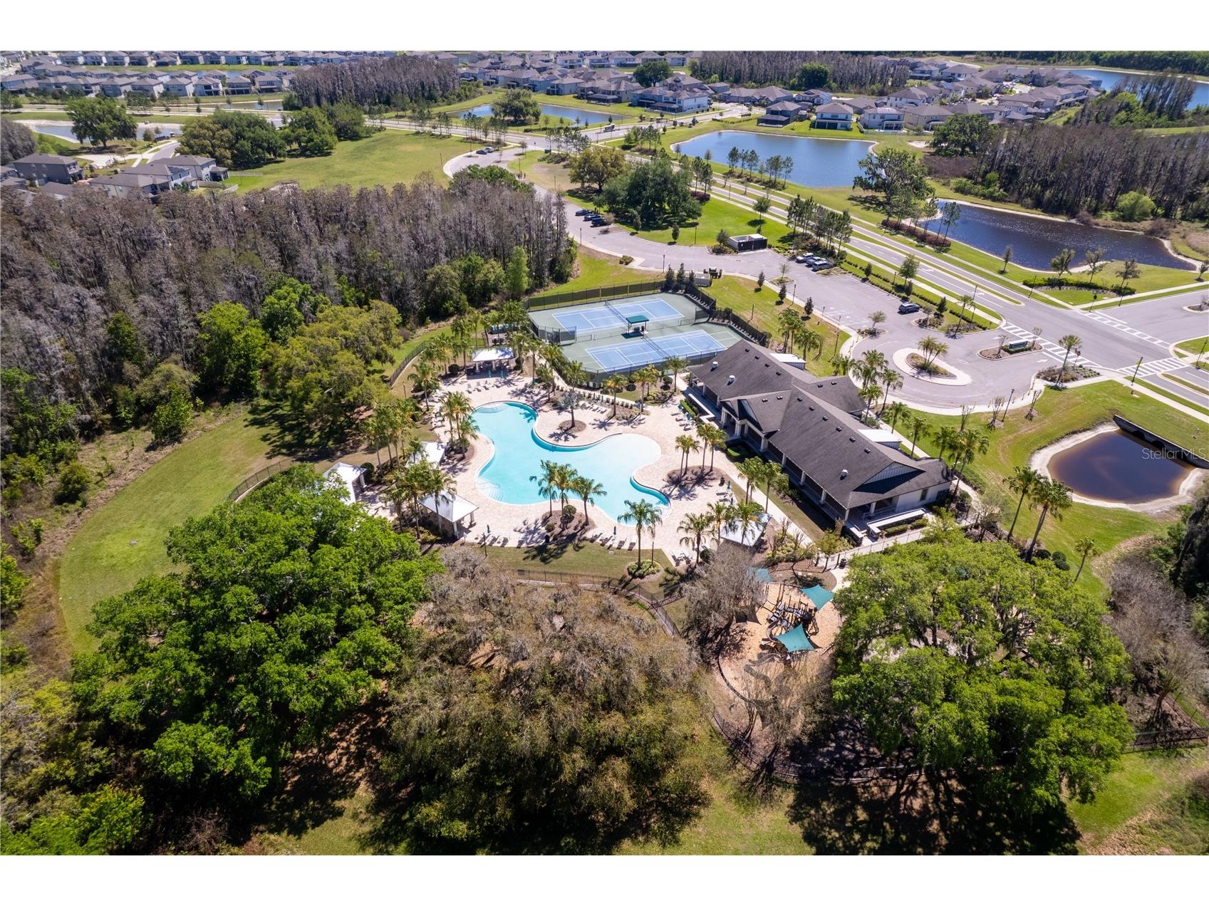 10813 Windswept Garden Way Tampa FL 33647 TB8489320 image52