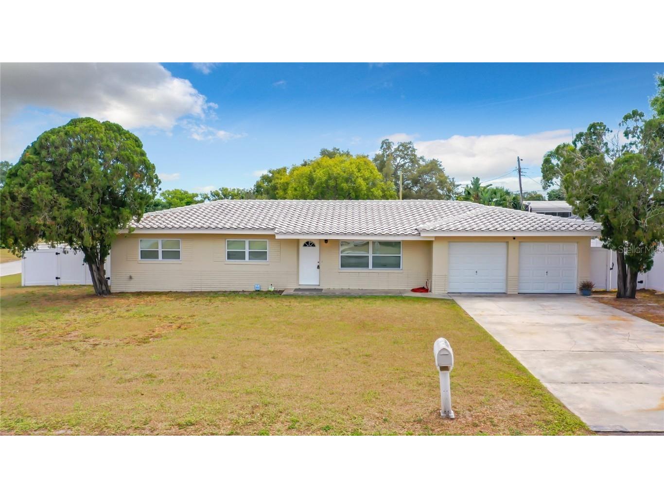 10814 100th Avenue Seminole FL 33772 A4566794 image1