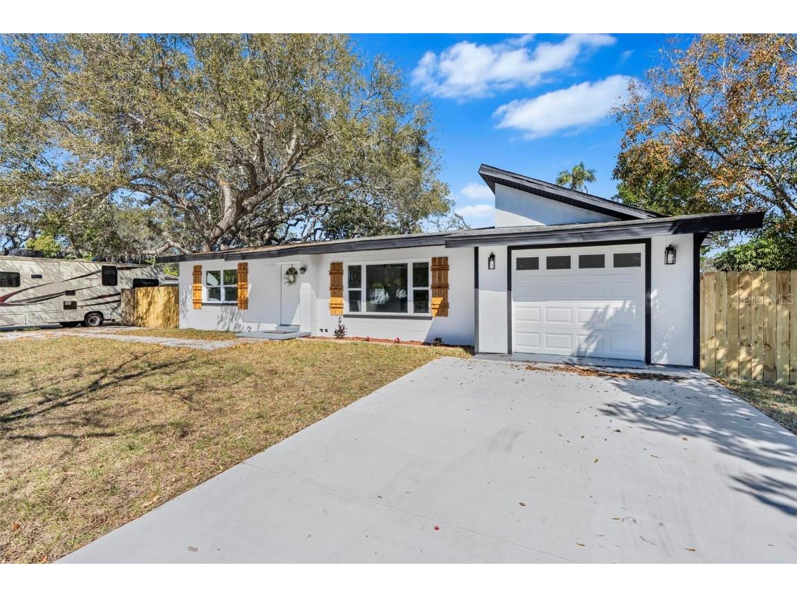 10815 49th Avenue N Saint Petersburg FL 33708 T3507097 image1