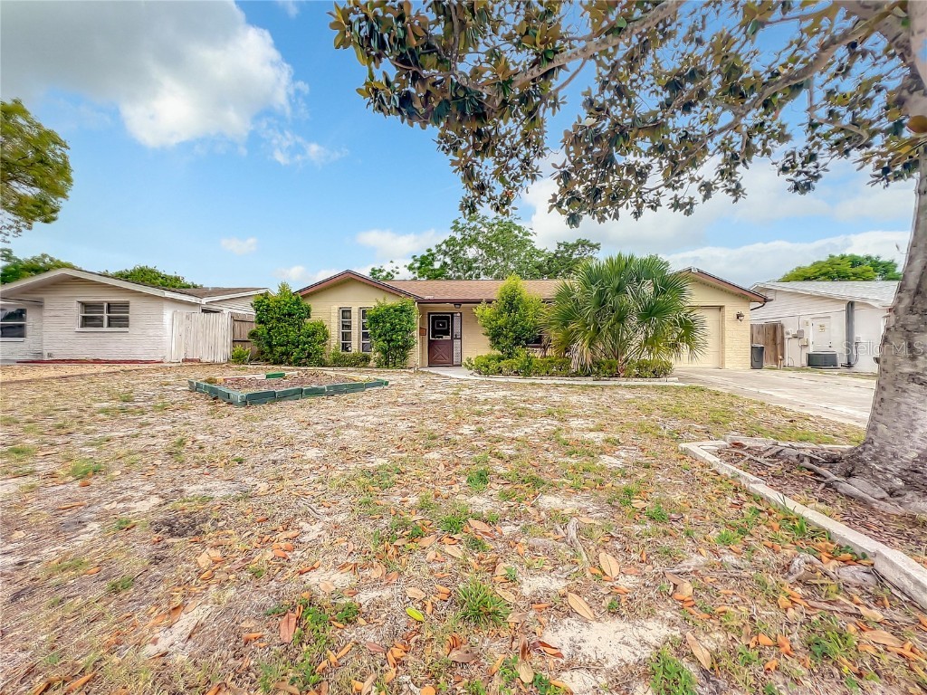 10815 Piccadilly Road Port Richey FL 34668 W7855085 image1