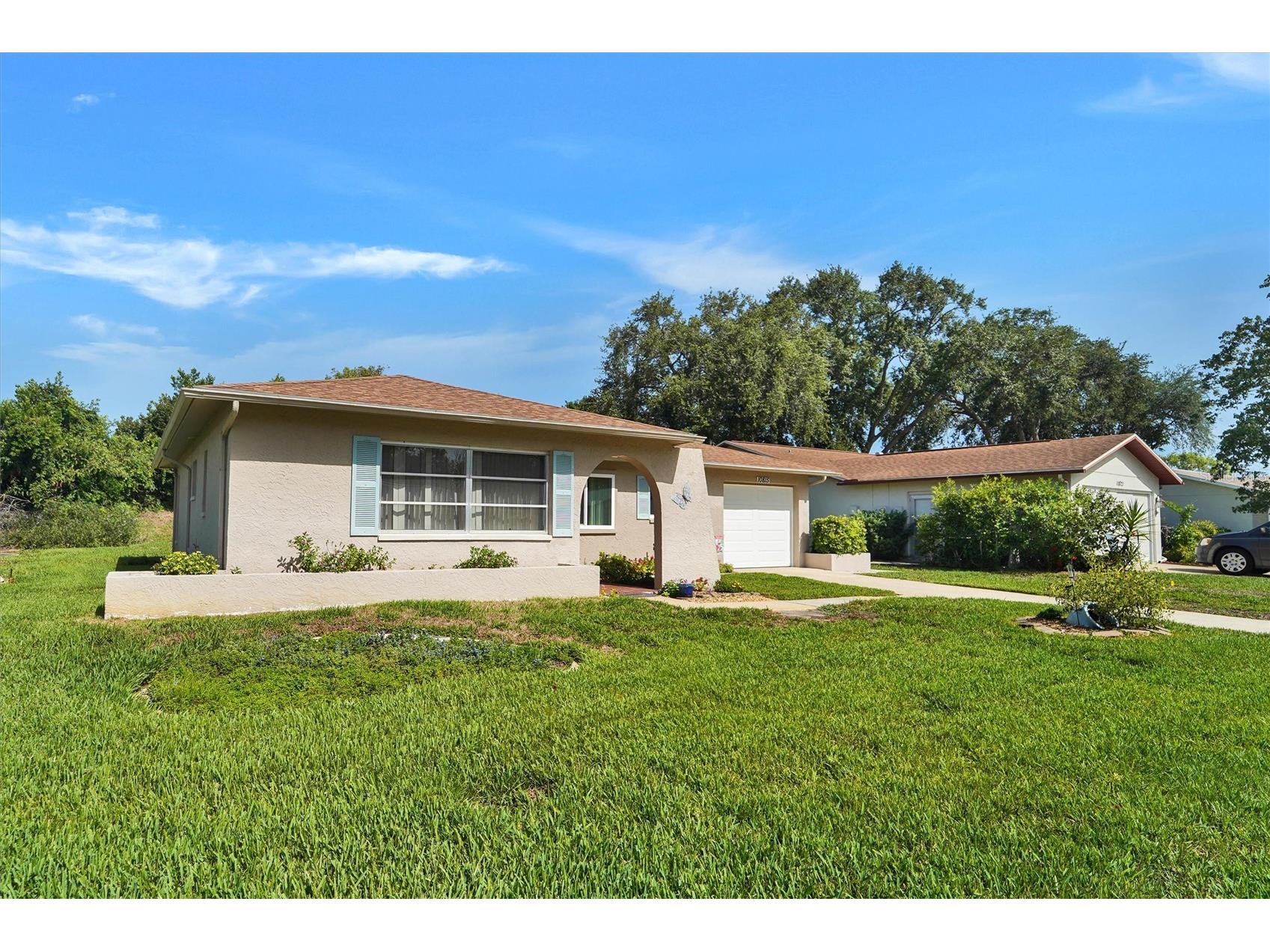 10815 Teer Lane Port Richey FL 34668 W7887633 image2