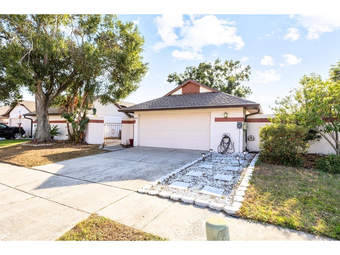 10815 Venice Circle Tampa FL 33635 TB8449720 image2