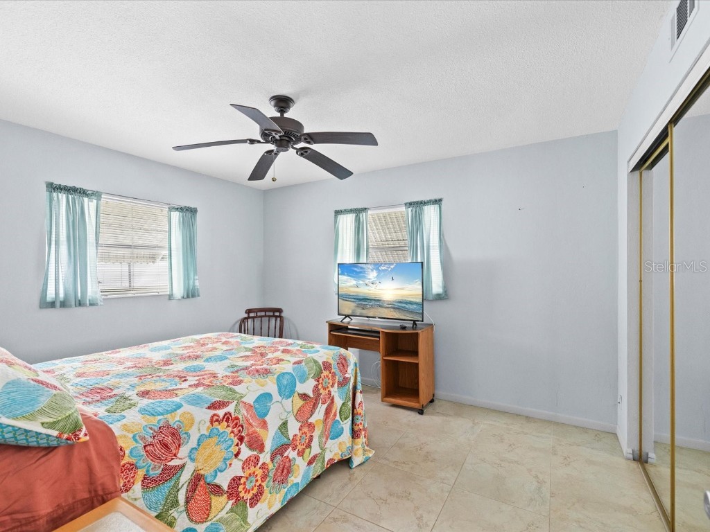 10819 86th Avenue Seminole FL 33772 TB8462258 image17