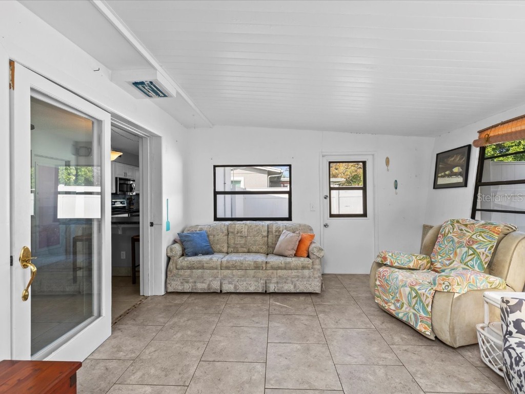 10819 86th Avenue Seminole FL 33772 TB8462258 image21