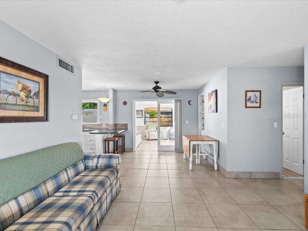 10819 86th Avenue Seminole FL 33772 TB8462258 image8