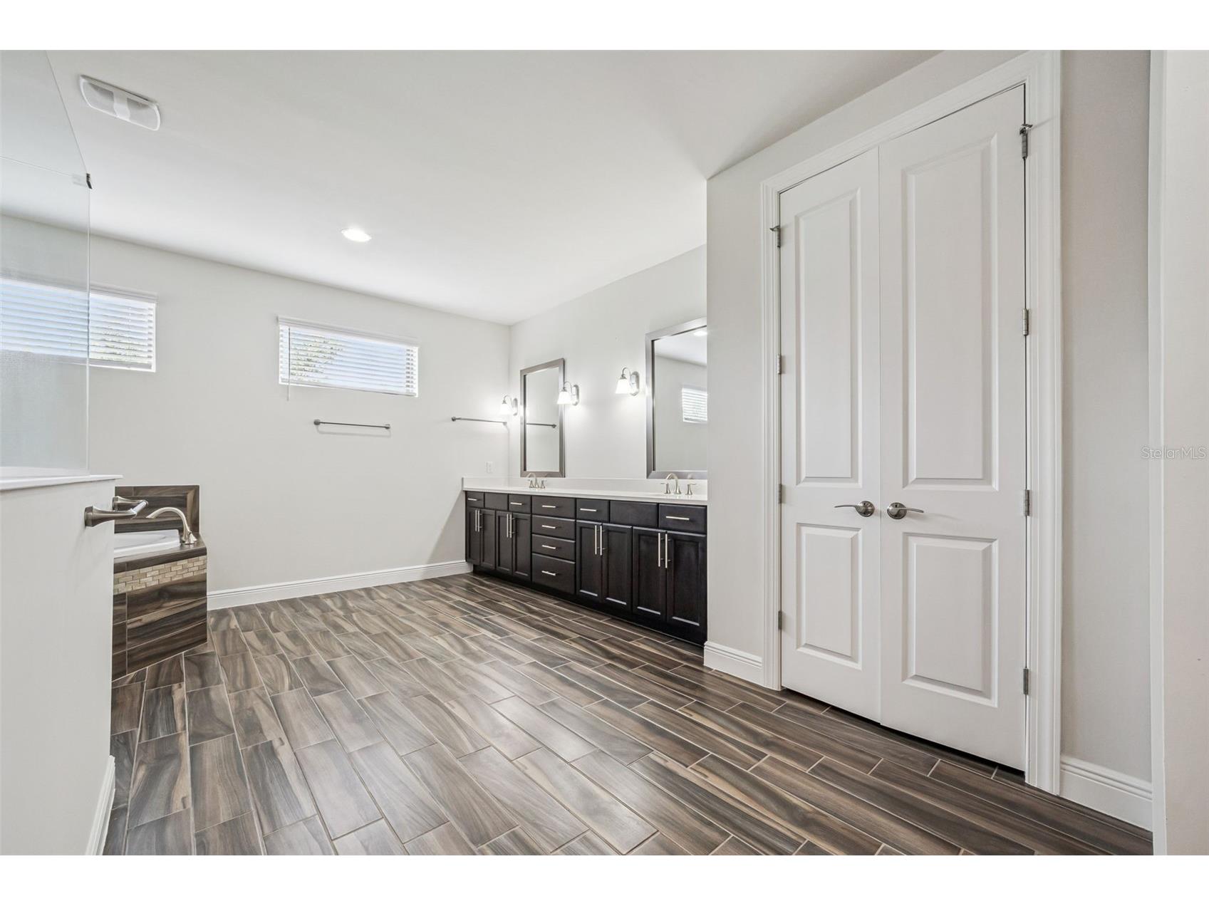 10819 Savona Way Orlando FL 32827 O6409718 image19