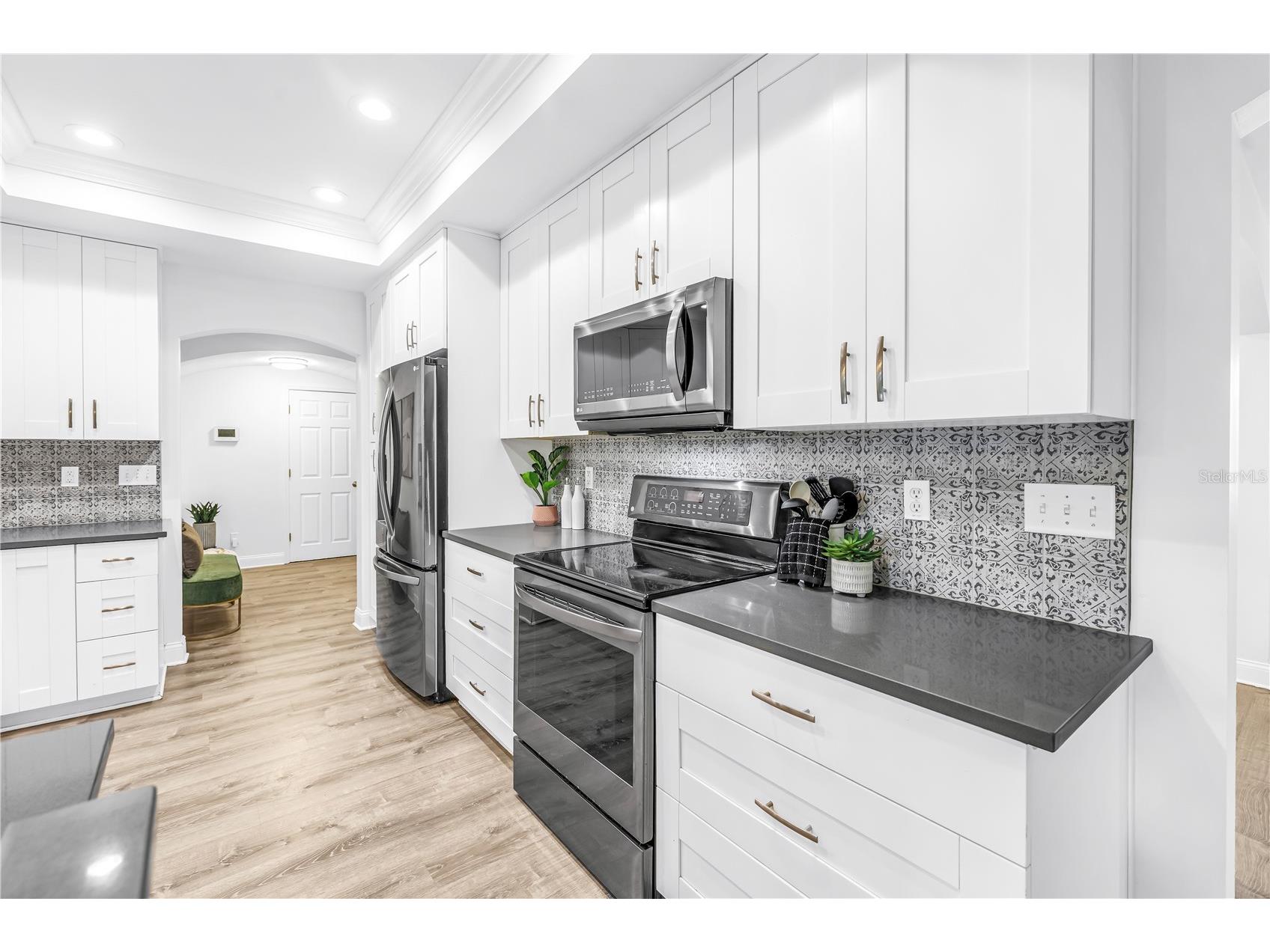 10819 Seminole Drive N Saint Petersburg FL 33708 TB8509289 image17