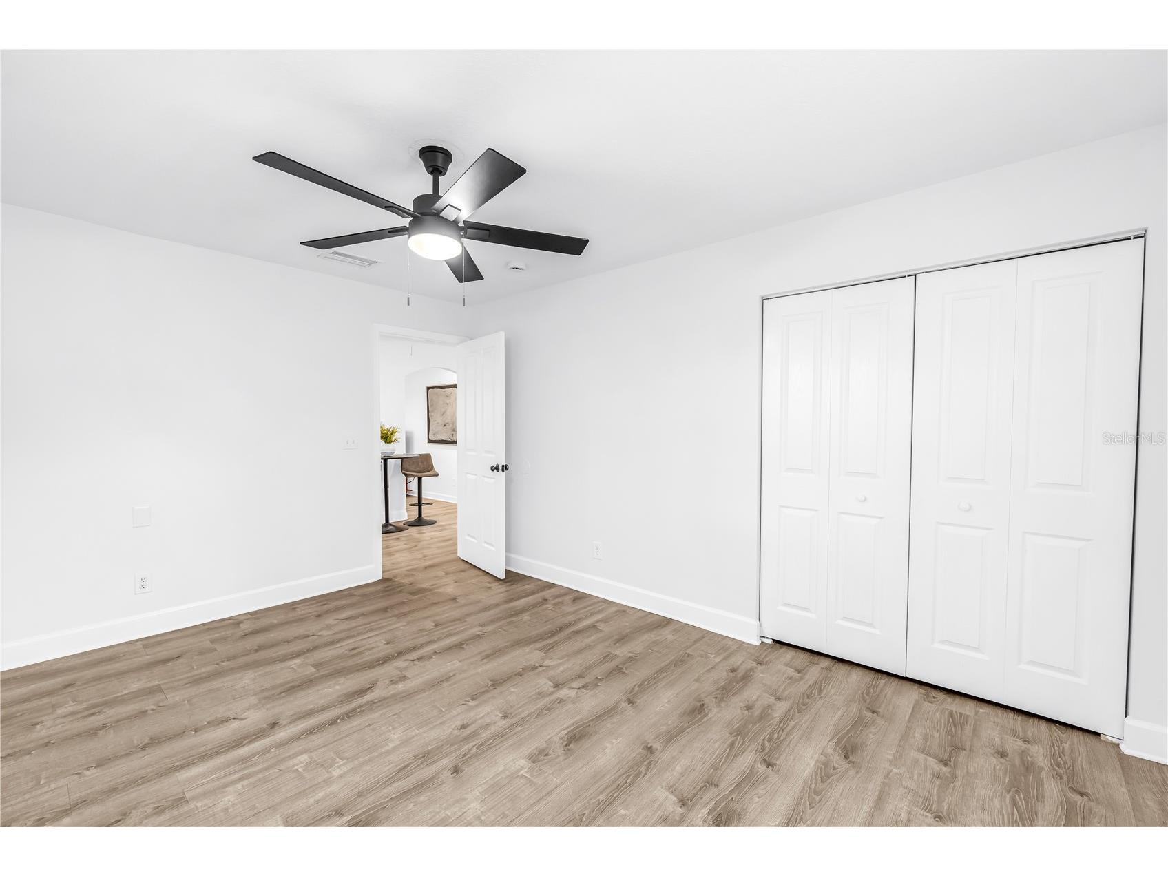 10819 Seminole Drive N Saint Petersburg FL 33708 TB8509289 image60