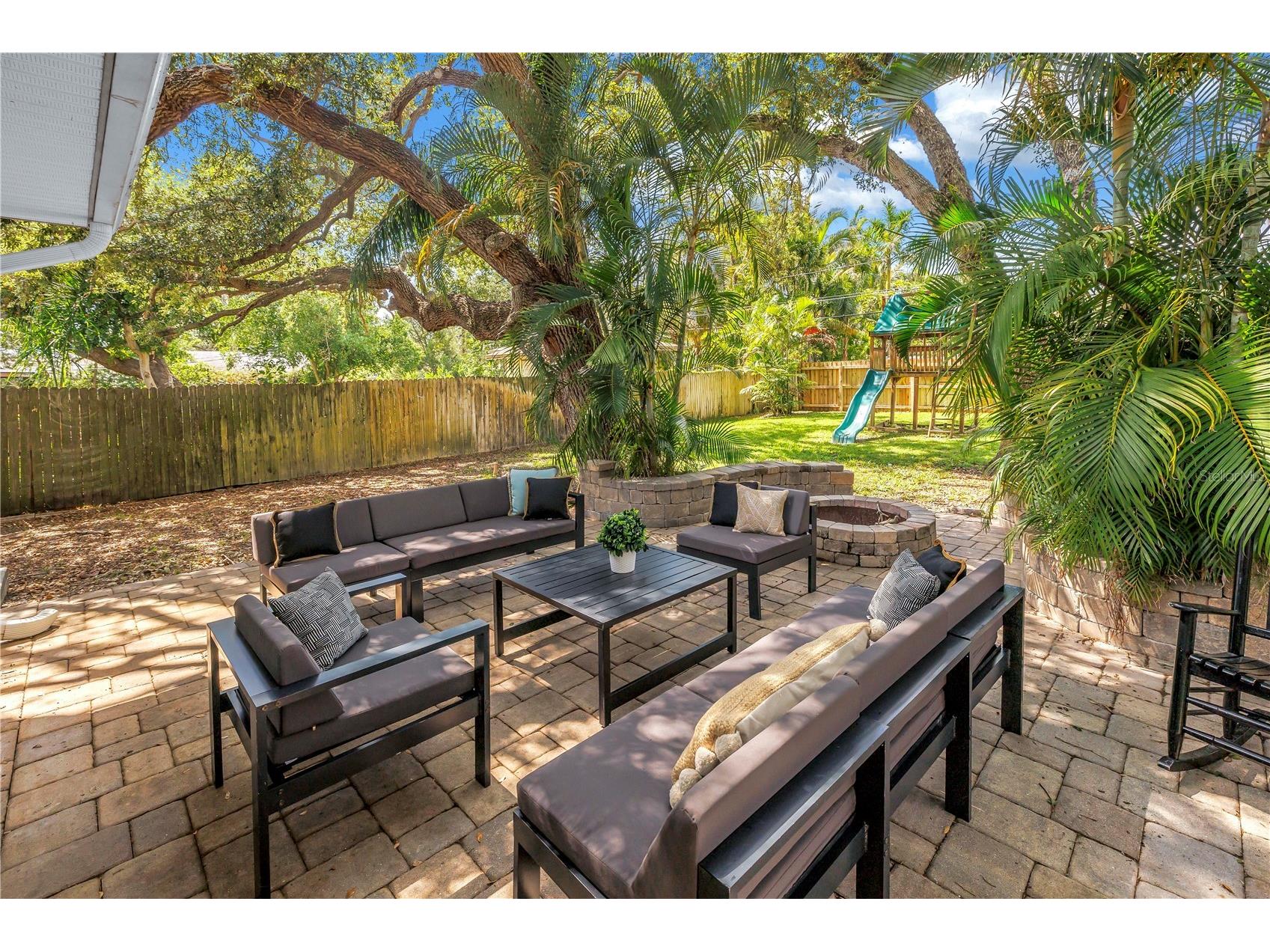 10819 Seminole Drive N Saint Petersburg FL 33708 TB8509289 image77
