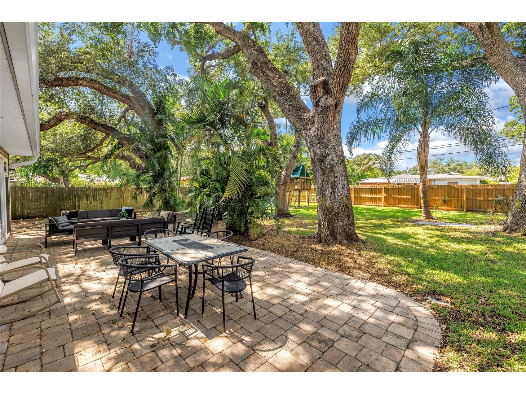 10819 Seminole Drive N Saint Petersburg FL 33708 TB8509289 image81