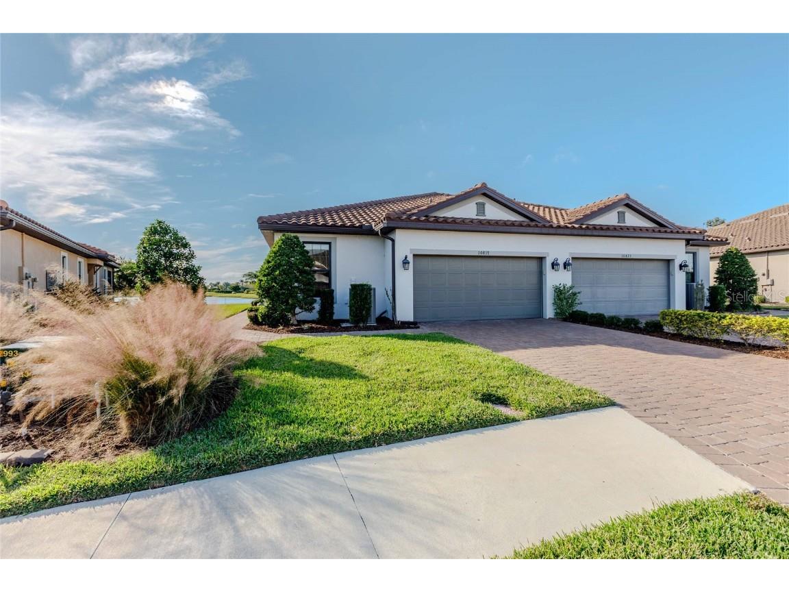 10819 Wendover Drive Palmetto FL 34221 A4674418 image1