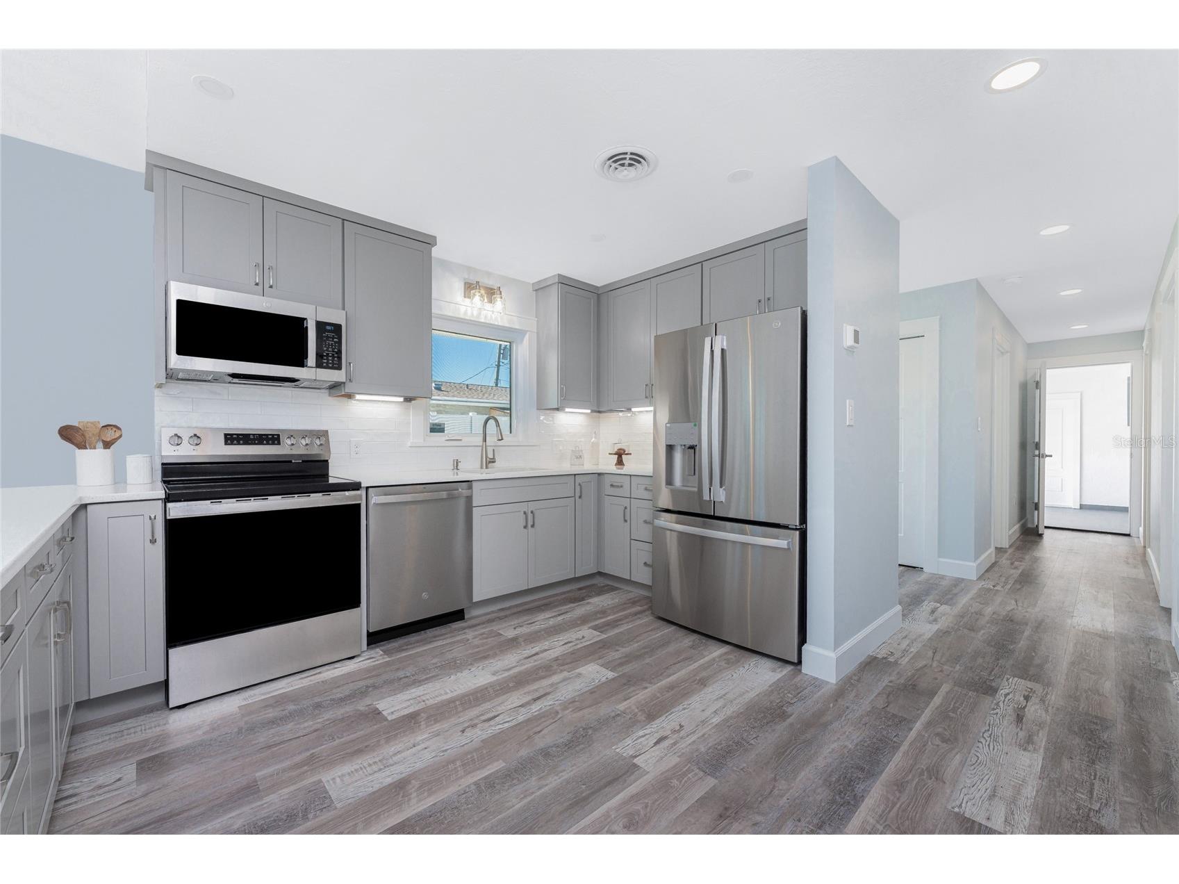 1082 Haste Lane Englewood FL 34223 - Rocky Creek D6145707 image21