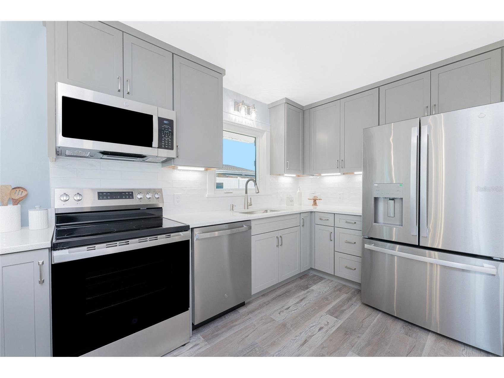 1082 Haste Lane Englewood FL 34223 - Rocky Creek D6145707 image22