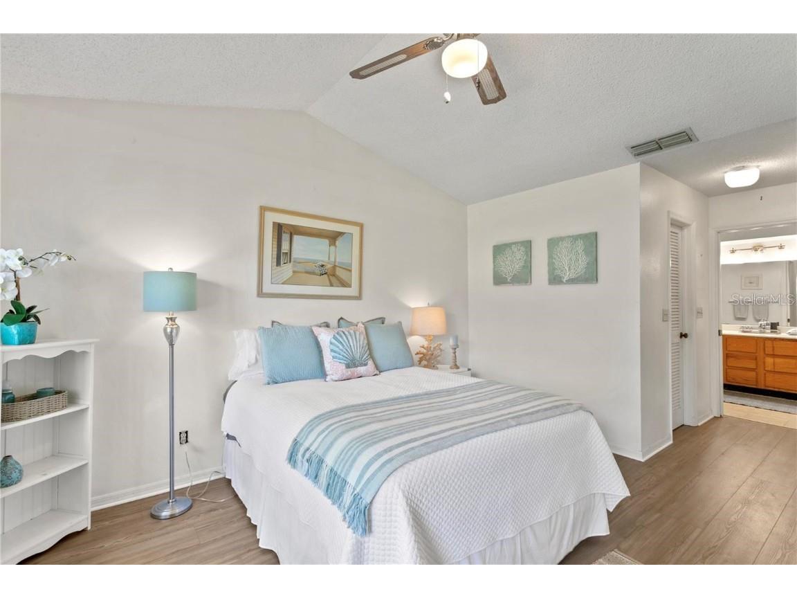 10823 Indian Hills Court #33 Seminole FL 33777 TB8446226 image17