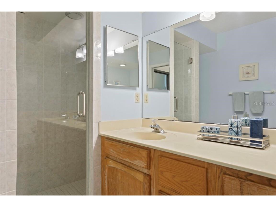 10823 Indian Hills Court #33 Seminole FL 33777 TB8446226 image19