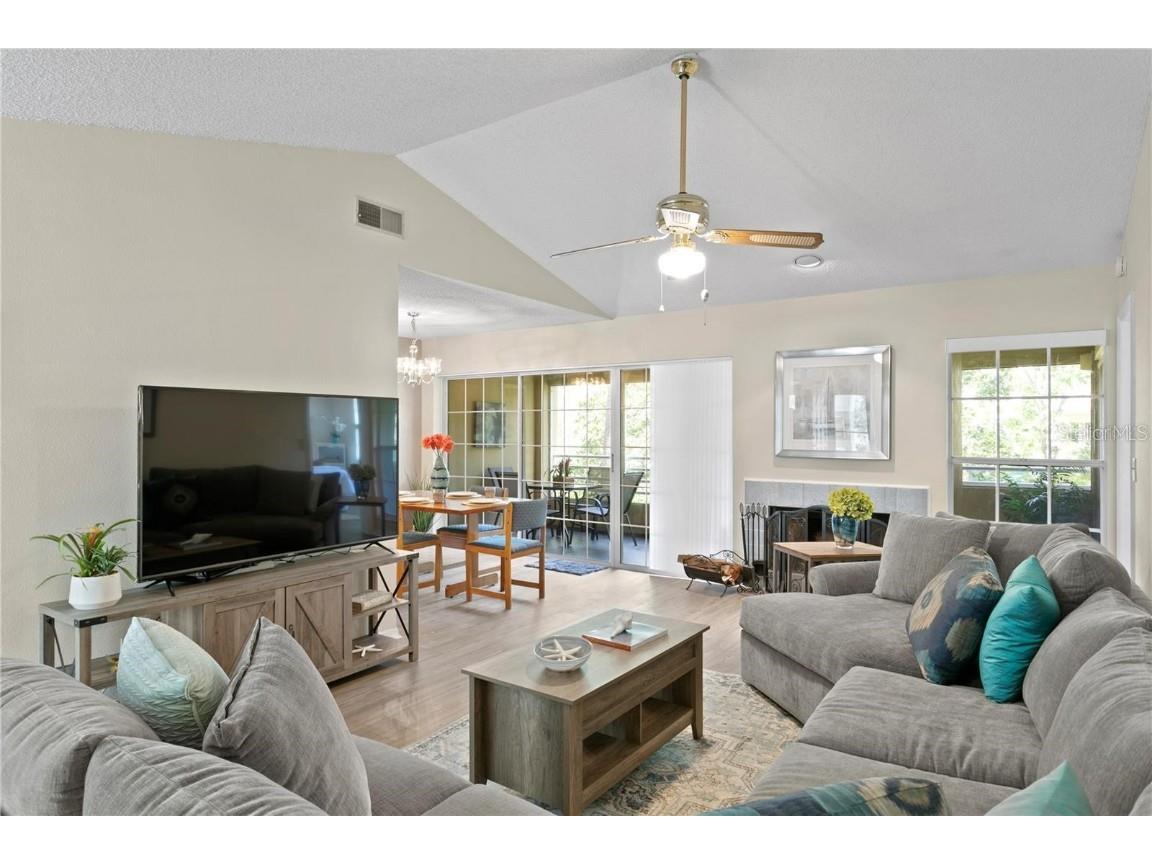 10823 Indian Hills Court #33 Seminole FL 33777 TB8446226 image3