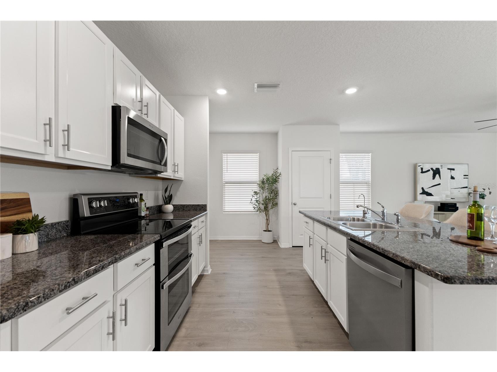 10823 Trailing Vine Drive Tampa FL 33610 TB8527750 image13