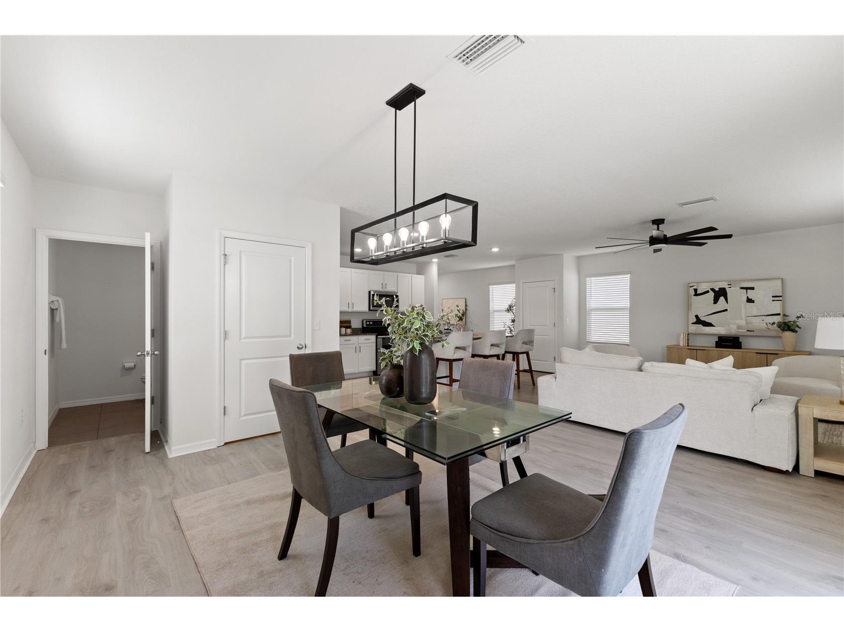 10823 Trailing Vine Drive Tampa FL 33610 TB8527750 image19