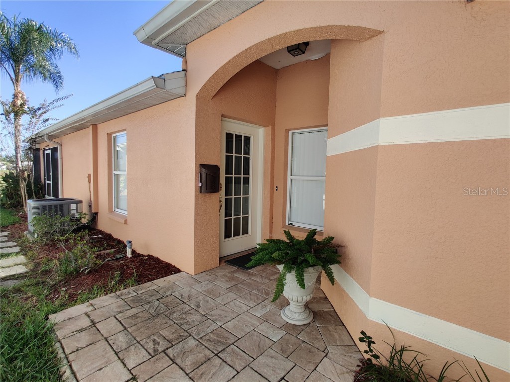 10824 Collar Dr San Antonio FL 33576 TB8445873 image3