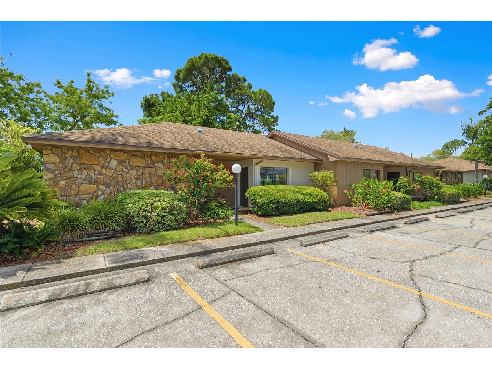 10825 Seminole Boulevard #1 Largo FL 33778 TB8512549 image2