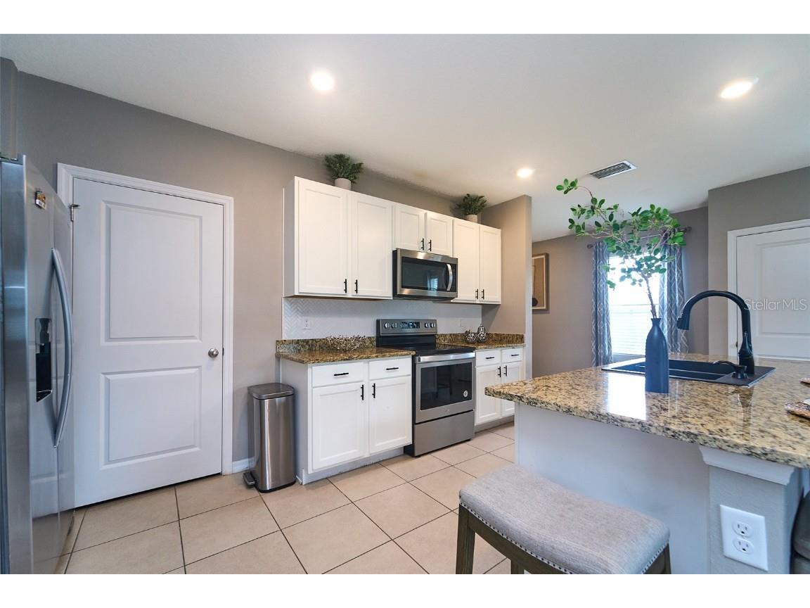 10826 Trailing Vine Drive Tampa FL 33610 TB8388809 image16