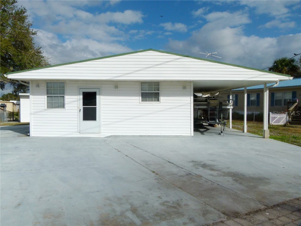 1083 Lime Street Okeechobee FL 34974 - LAKE OKEECHOBEE OK224773 image1