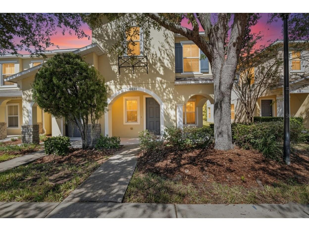 10830 Lake Saint Charles Boulevard Riverview FL 33578 TB8459916 image1