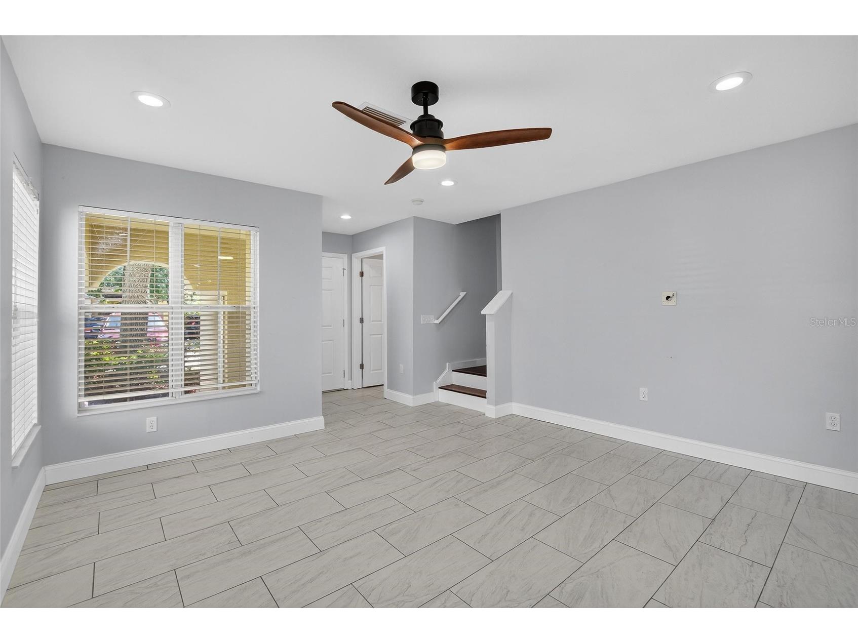 10830 Lake Saint Charles Boulevard Riverview FL 33578 TB8459916 image6