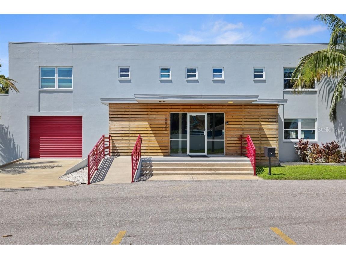 10830 Navajo Drive Saint Petersburg FL 33708 TB8432031 image1