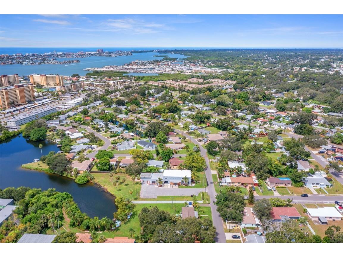 10830 Navajo Drive Saint Petersburg FL 33708 TB8432031 image85