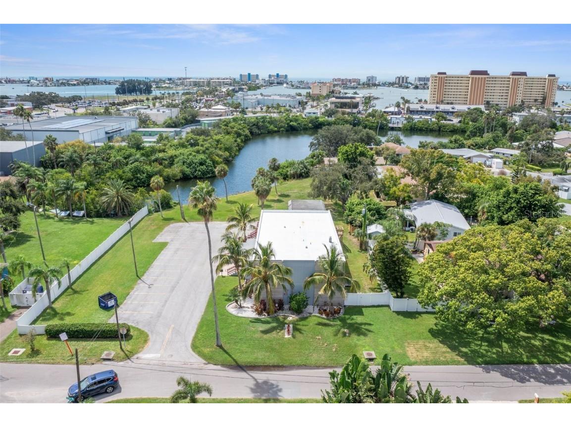 10830 Navajo Drive Saint Petersburg FL 33708 TB8432031 image93